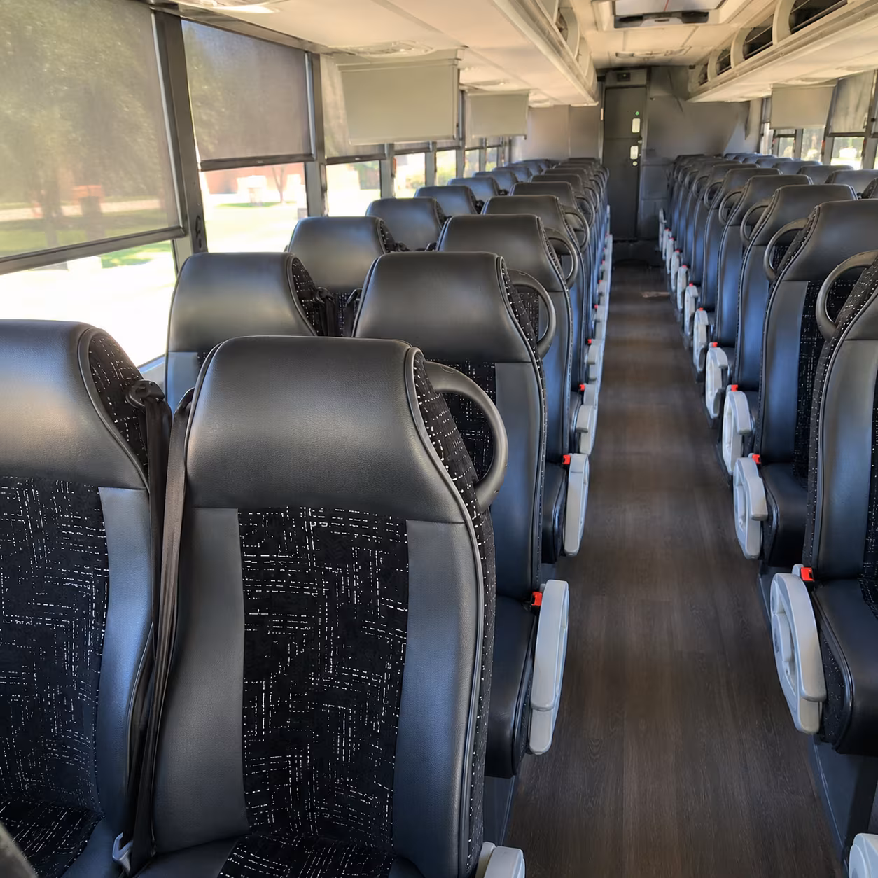 choosing the right bus for 49ers game days at levi s stadium