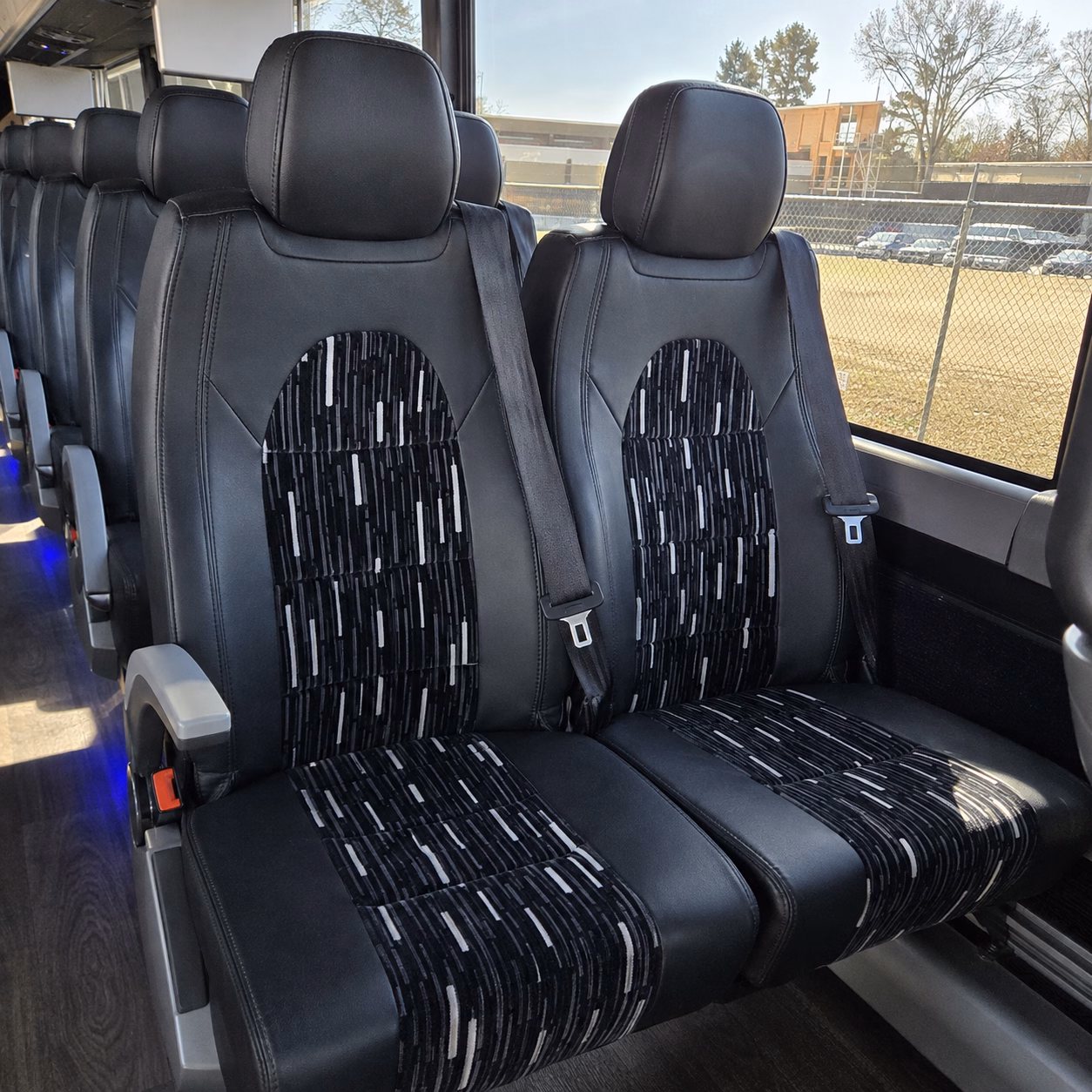 heading to disneyland las vegas or los angeles find your motorcoach here